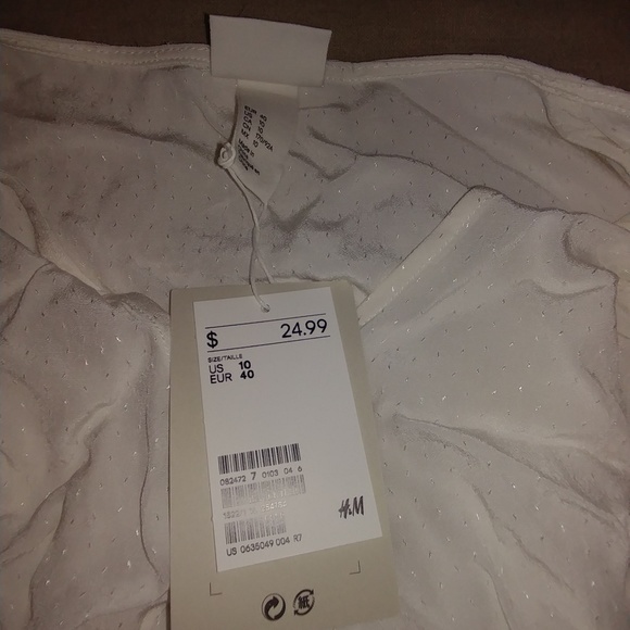 Cream Tunic - Picture 2 of 4